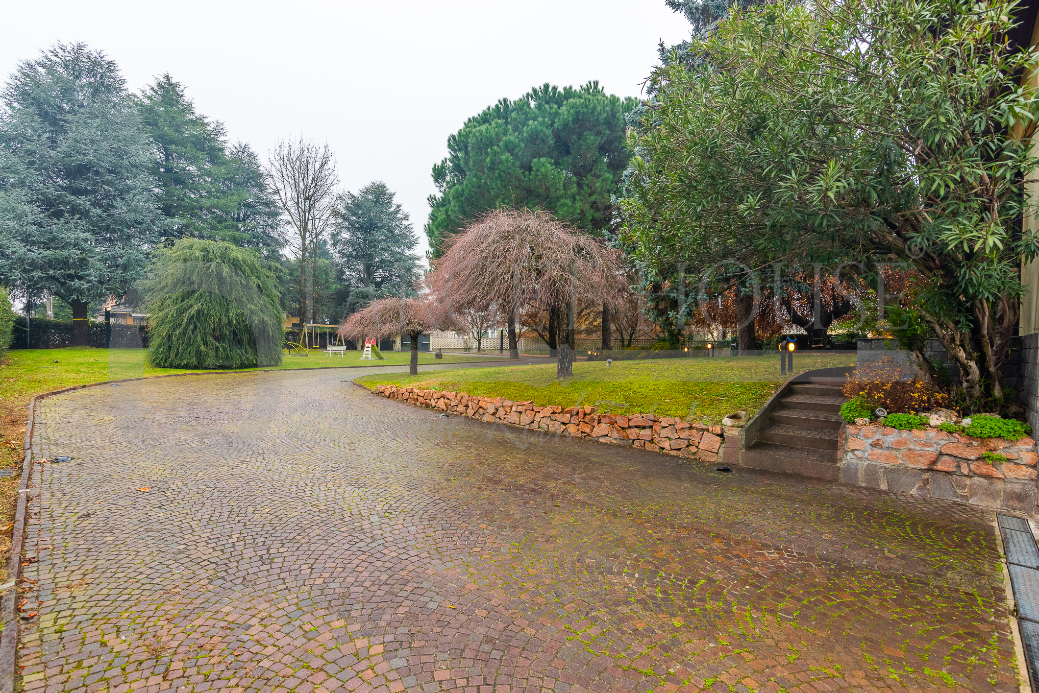 Villa con Piscina e Parco