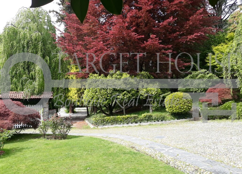 Elegante Villa sul Lago Maggiore
