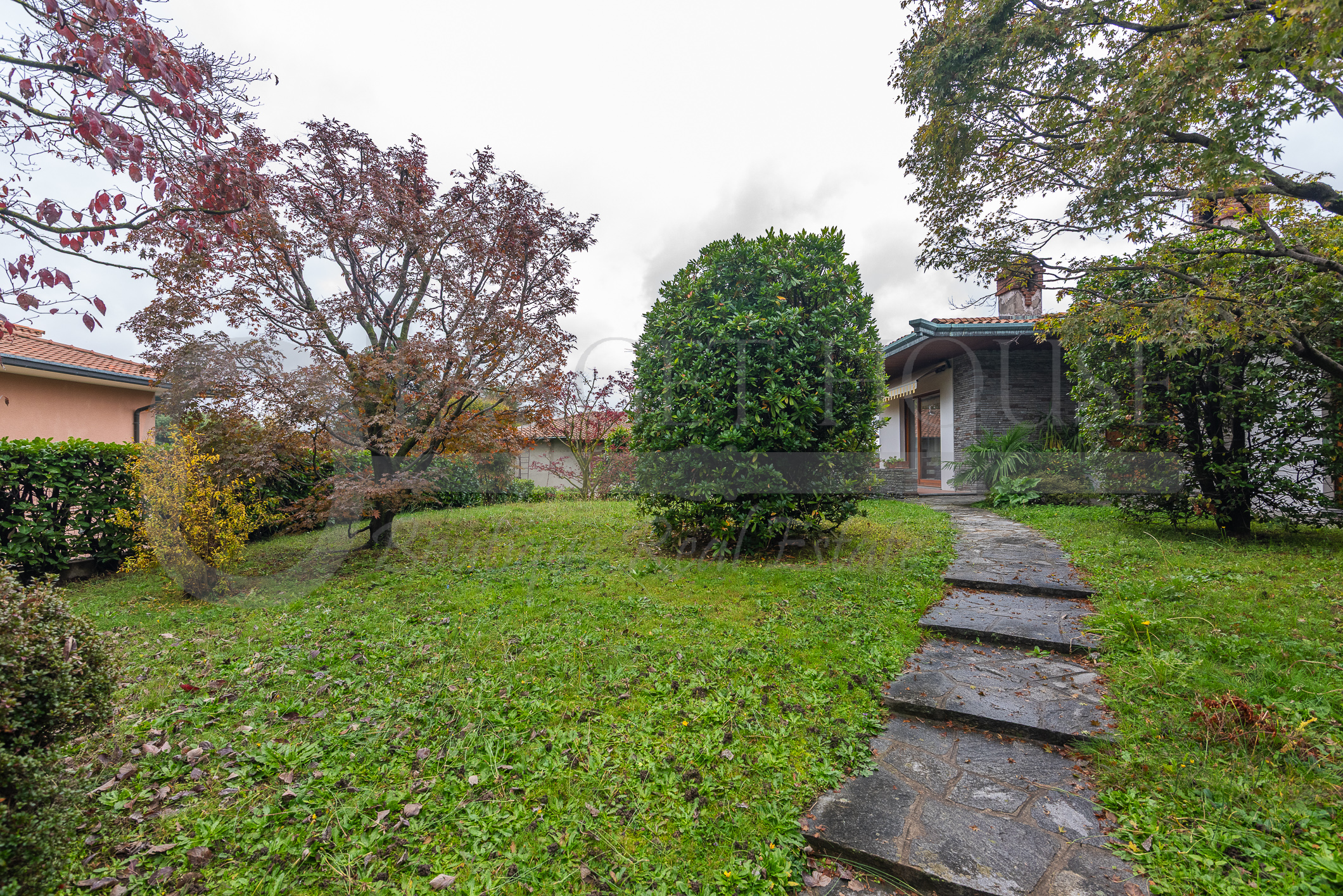 Villa di sapore nel Comasco 